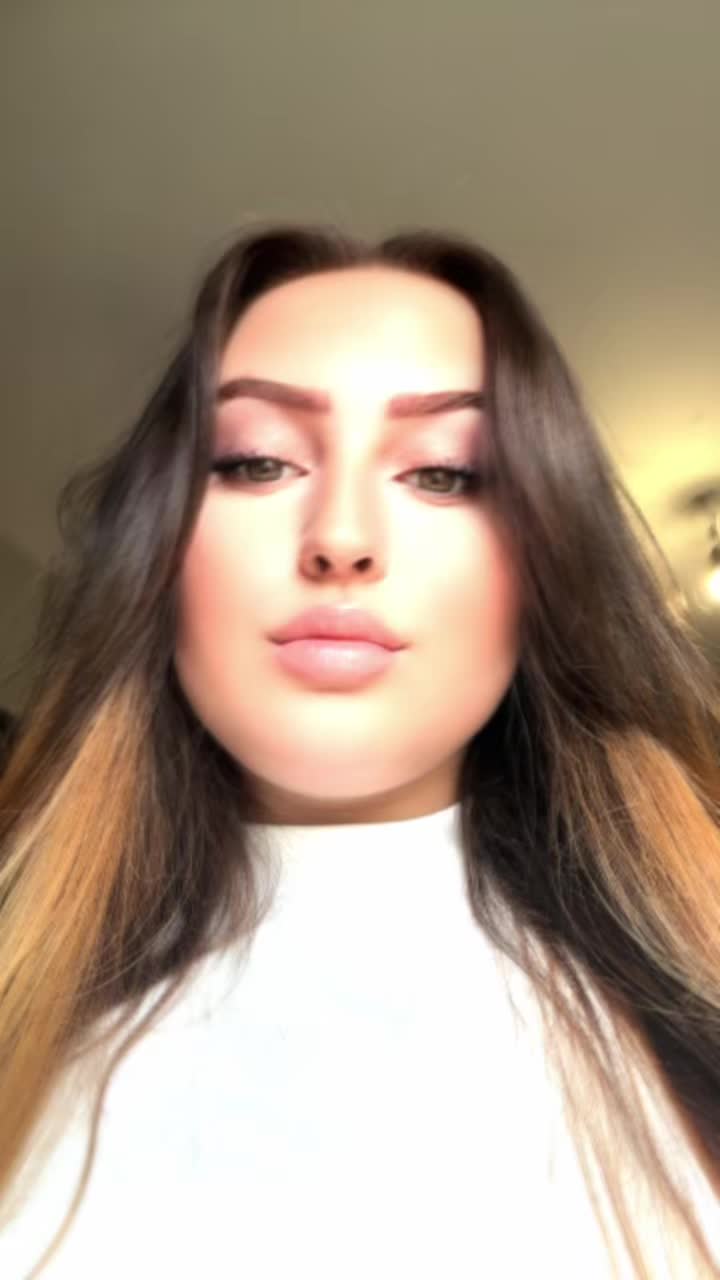 @<3