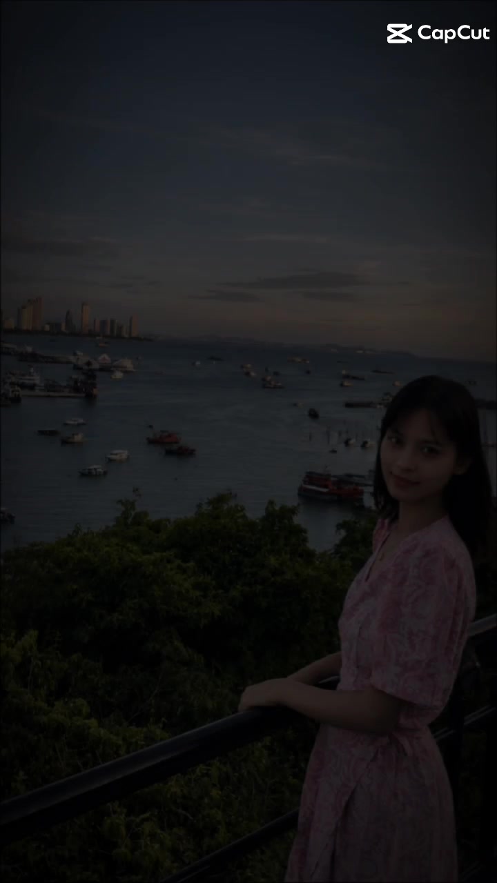 @đŚ