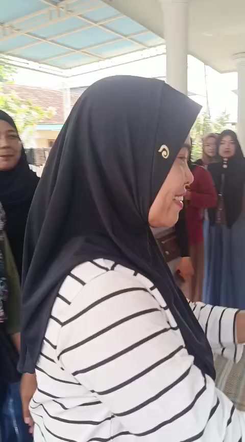 @TIGA PUTRI