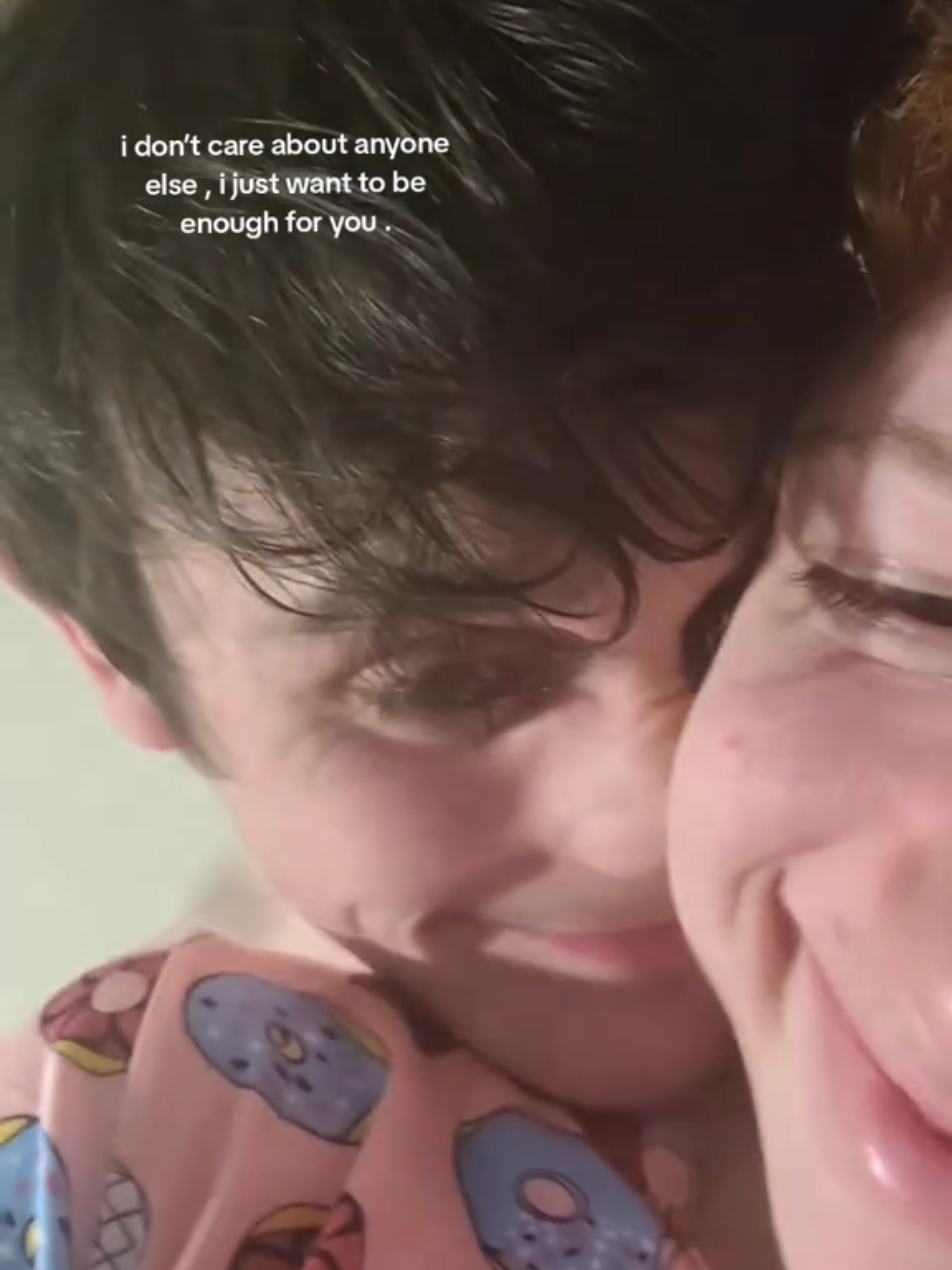 @𝘫𝘢𝘮𝘪𝘦&𝘵𝘢𝘭𝘭𝘺