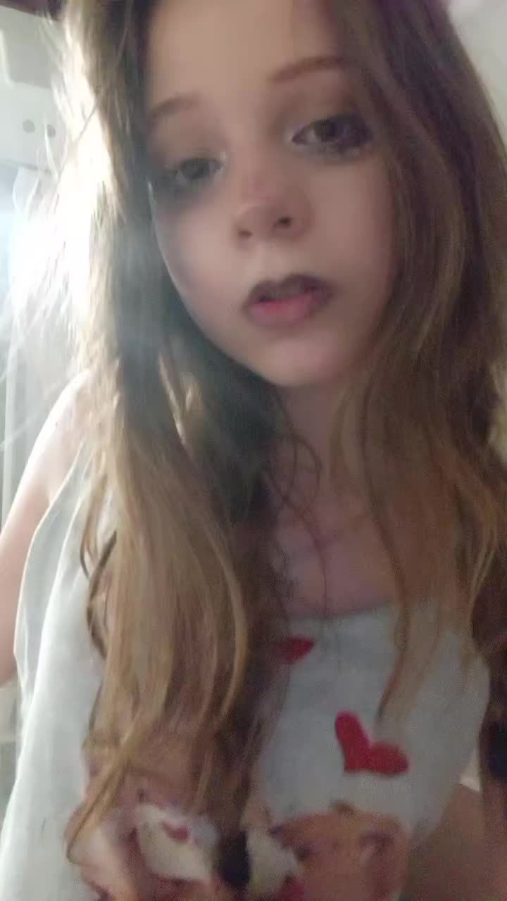 @Emi