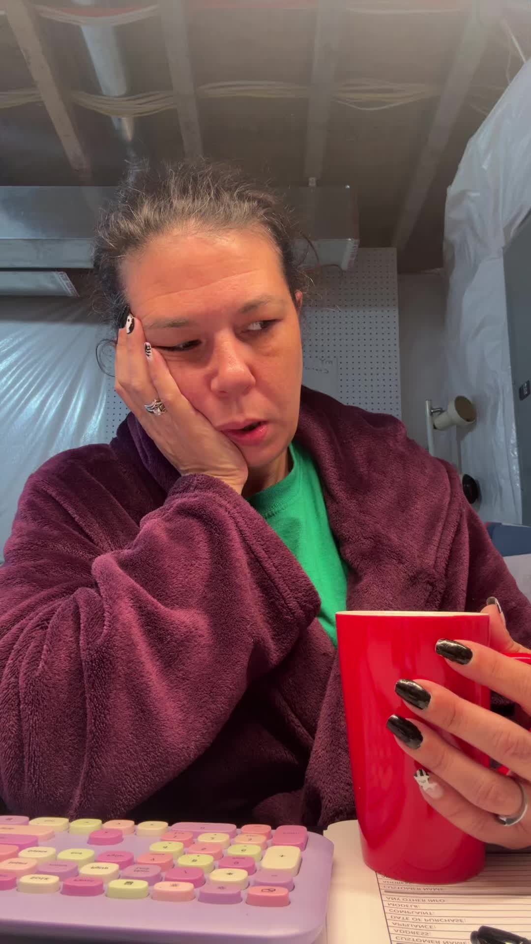 @MomTobin