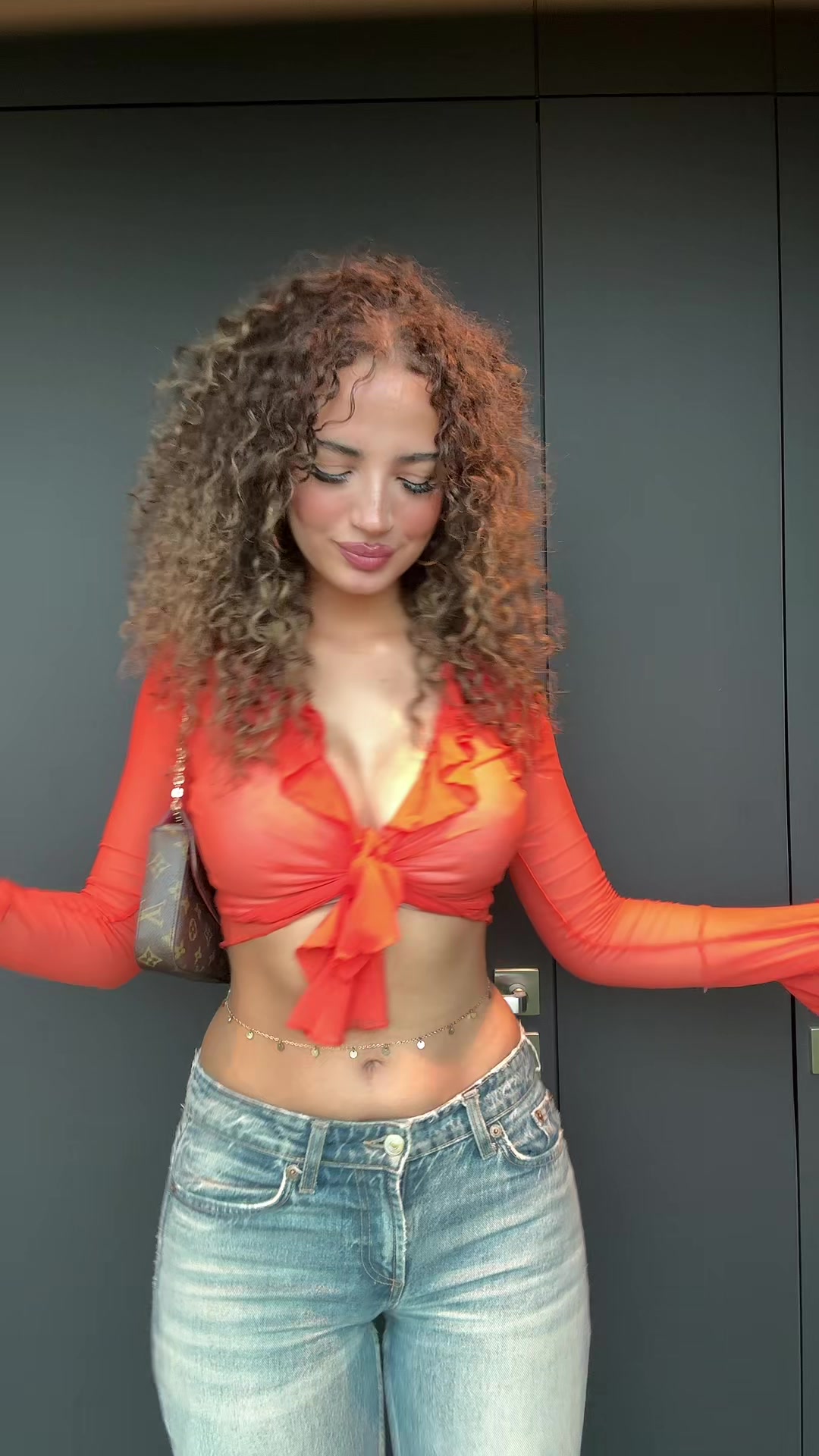 @Aliya Manolya