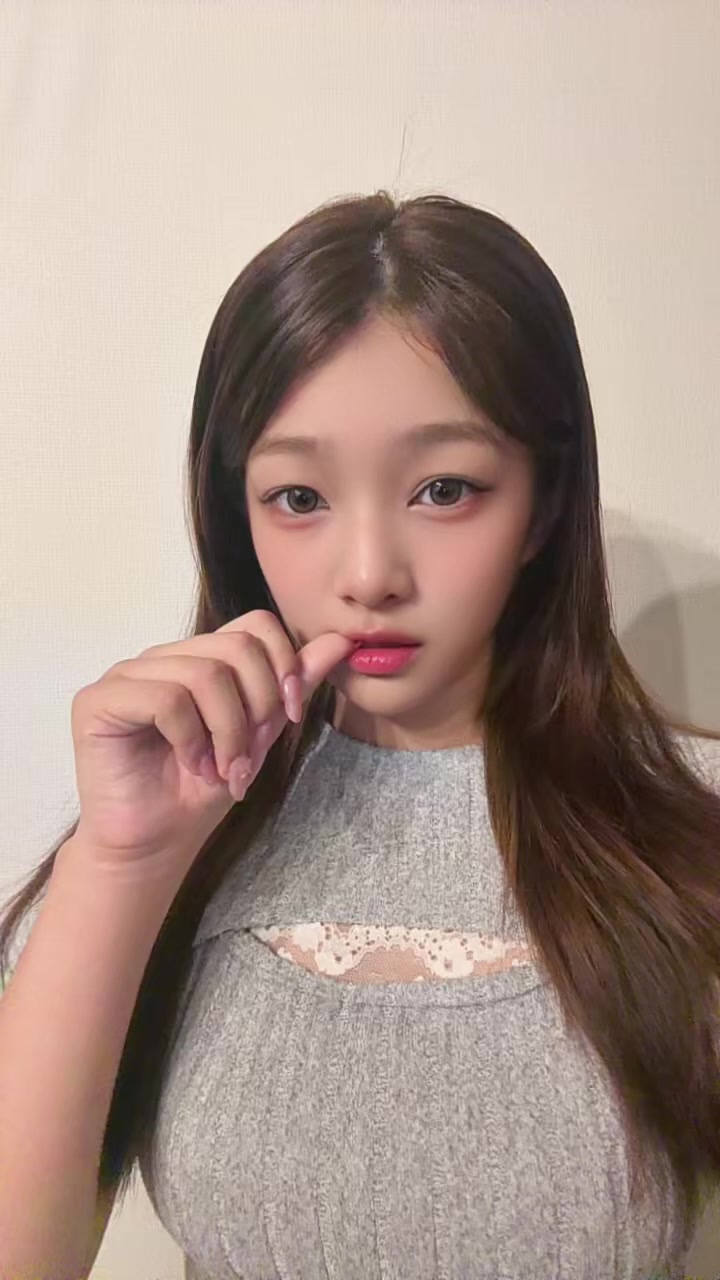 @虹咲カリナ