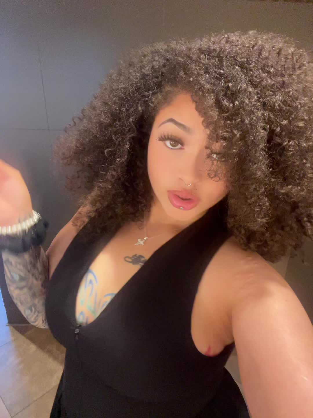 @𝐼𝒯𝒮.𝒜𝐼𝒥𝐼𝒜𝐻𝐵𝒳𝐵𝒴💕