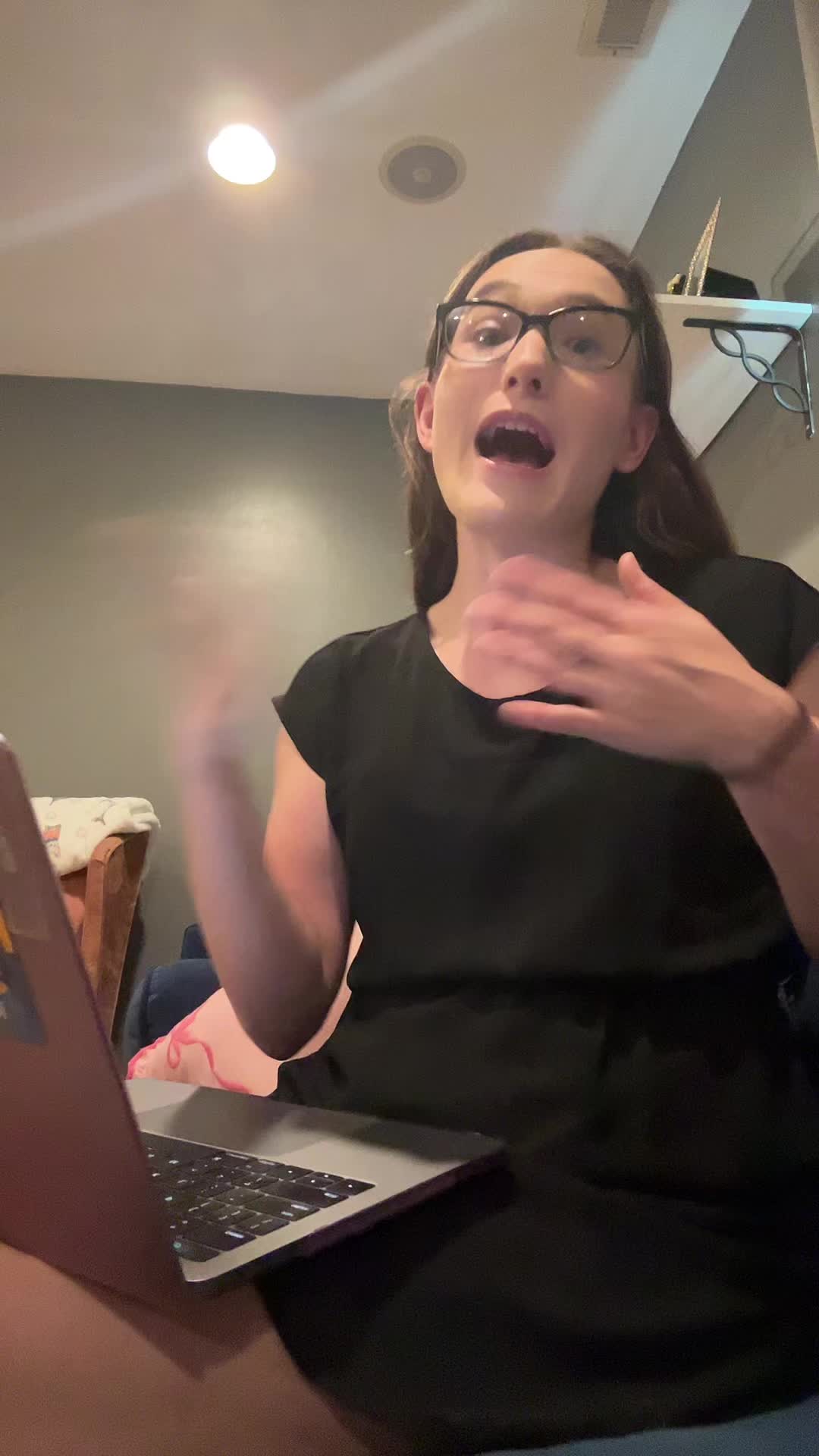 @caitlinseifertoh