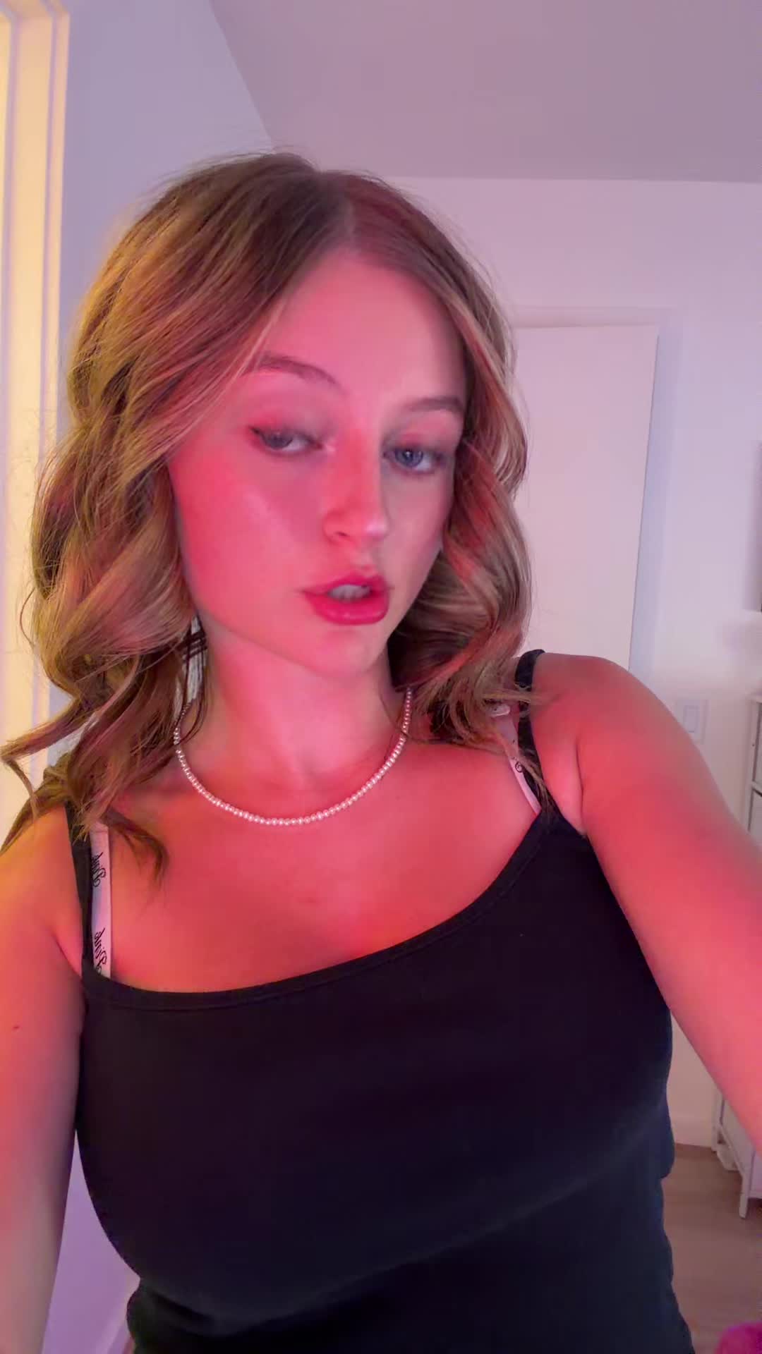 @Rosalie🍭