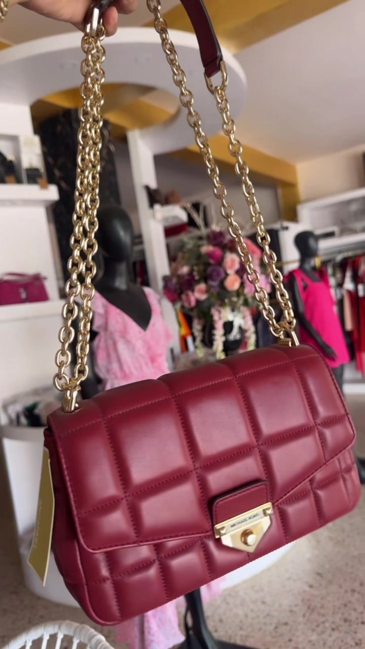 @Dayana’S Arellano boutique