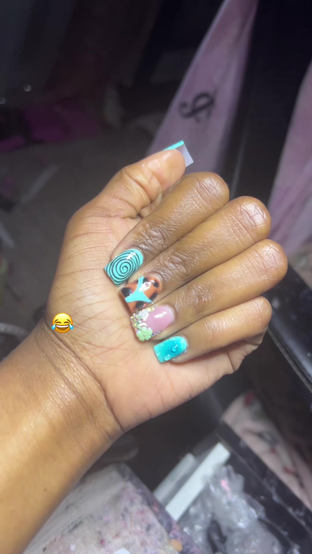@itsninimariee