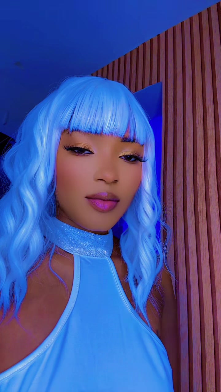 @👑ᵟᵁᴱᴱᴺ𝓢𝓱𝓲𝓵𝓪 𝓚𝓮𝓵𝓵𝔂