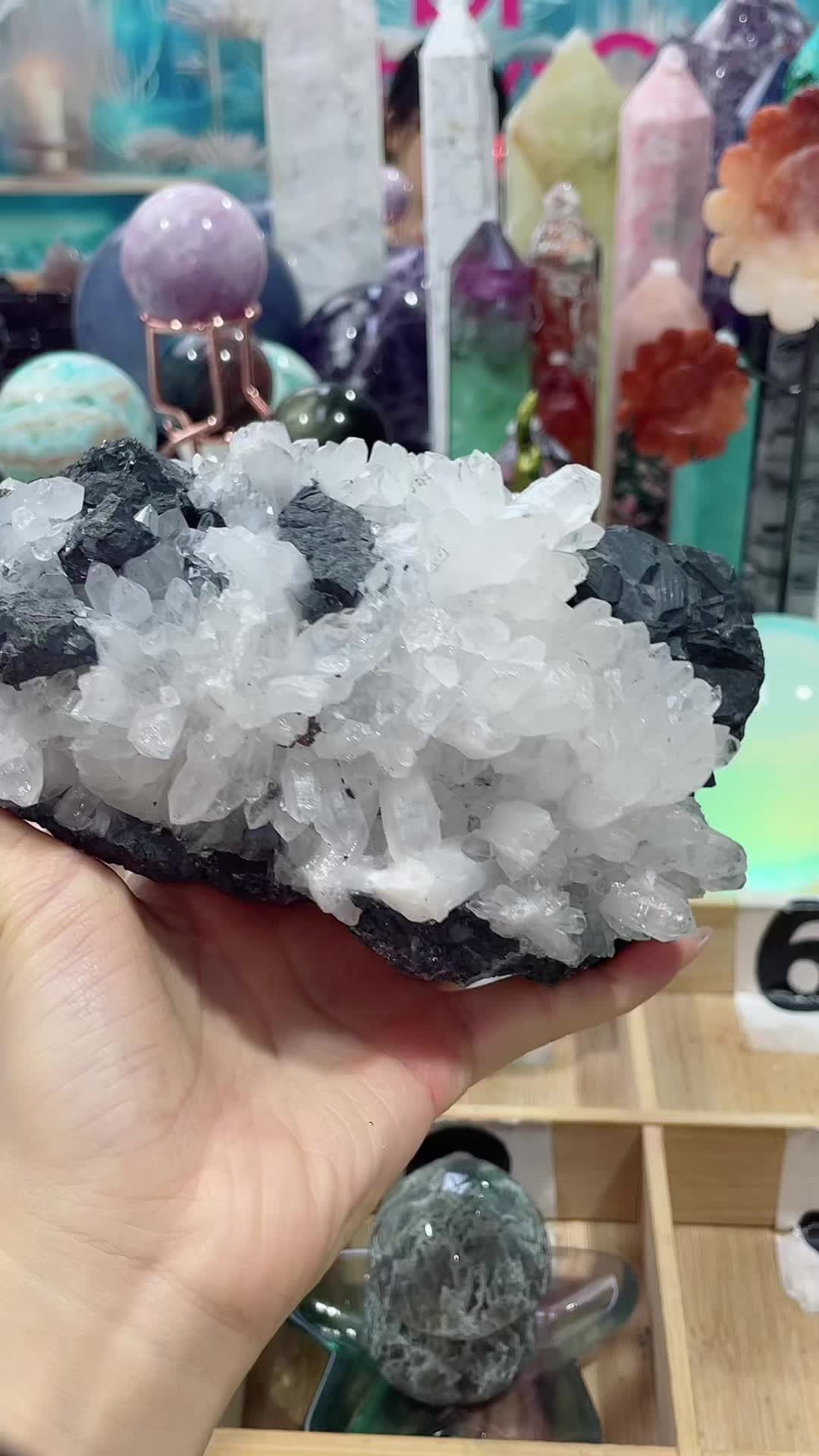@IG Crystal Paradise