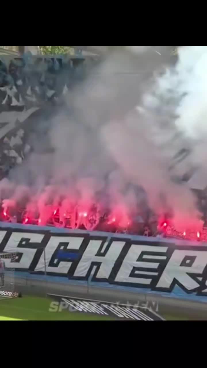 @BlauGelbWeiss_Edit