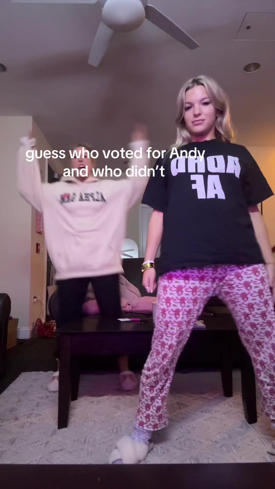 @bella