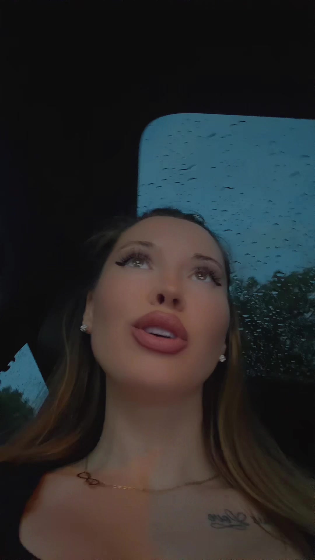 @𝓜𝓪𝓷𝓬𝓱𝓲 🧲