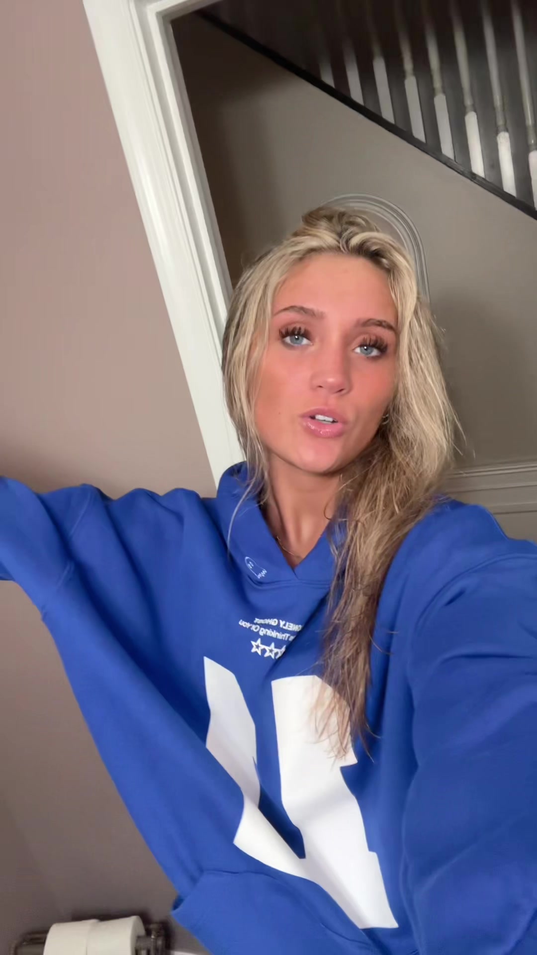 @urjustahoe1