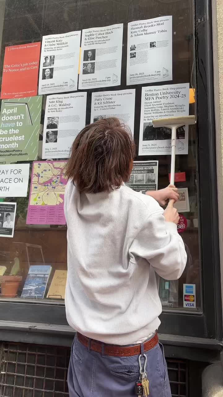 @Grolier Poetry Book Shop