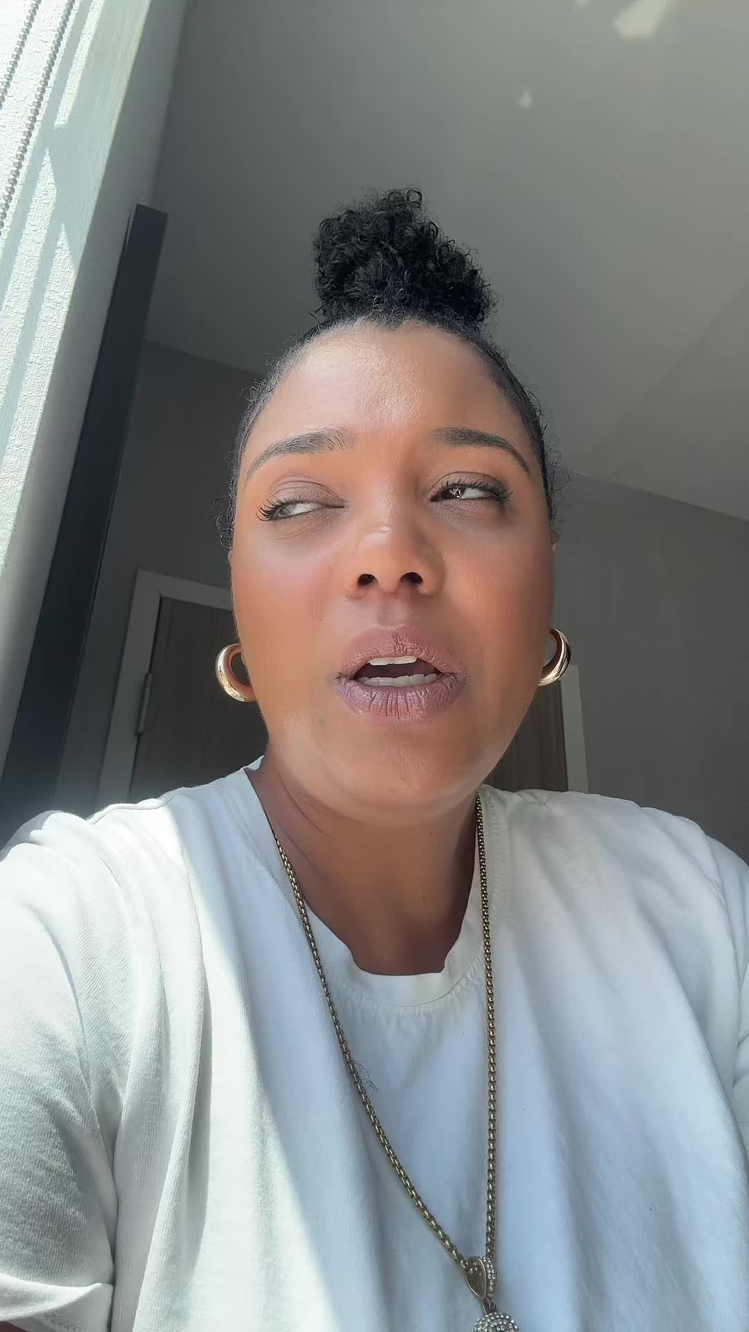 @twinnemom1
