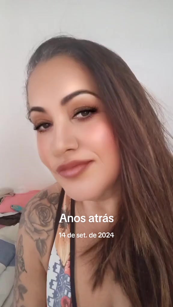@Claudia Regina