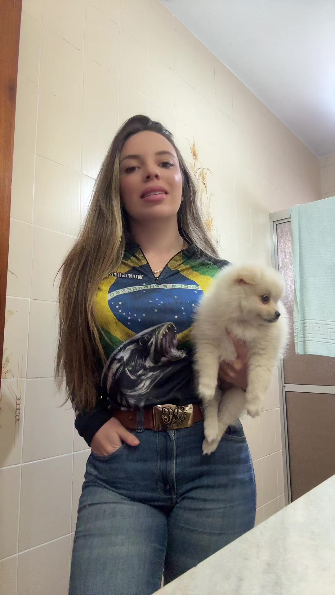 @Vitória Salazar