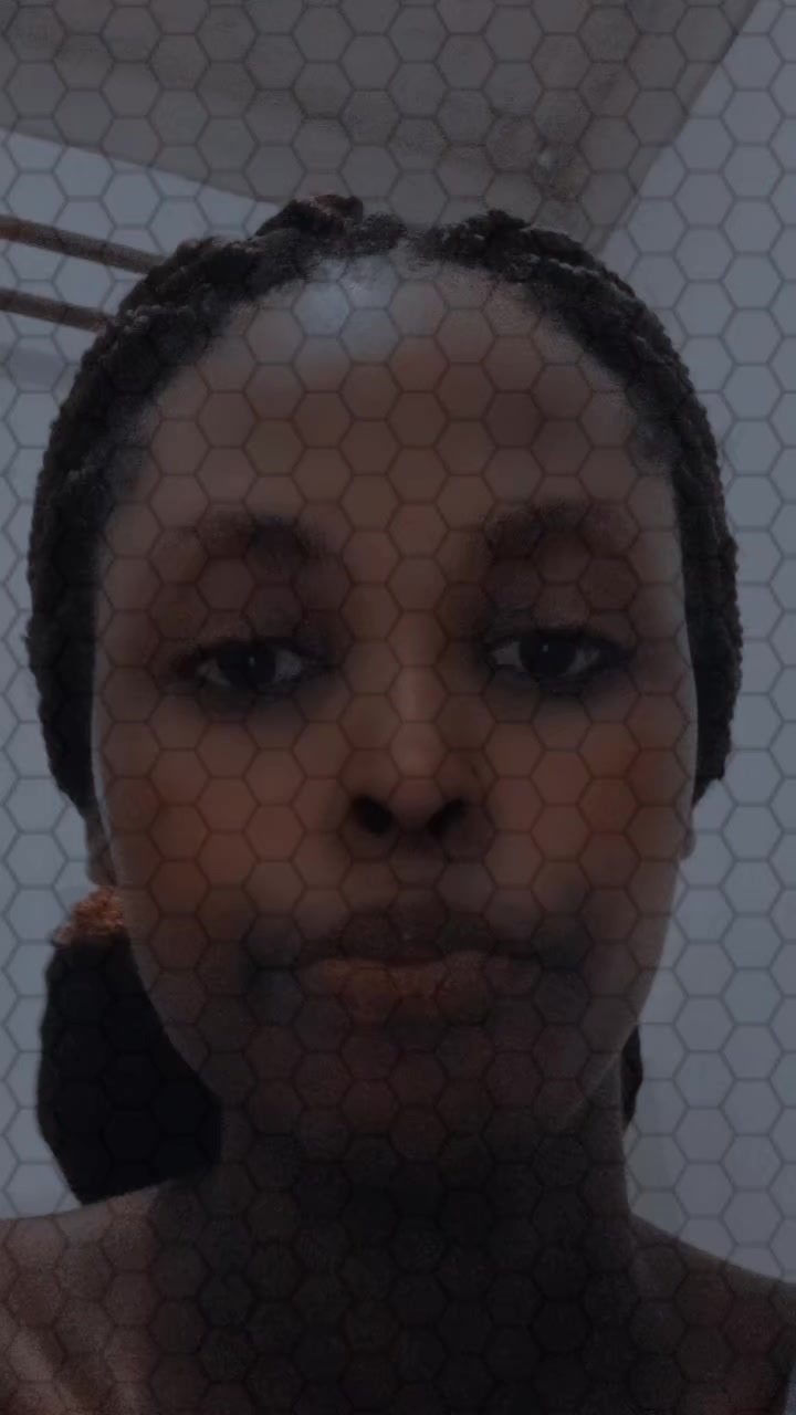 @claravinah