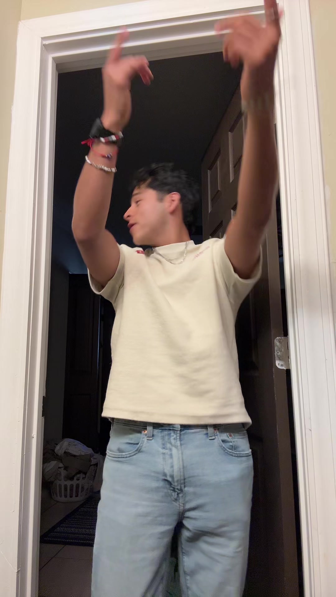 @NotAriTheCreator