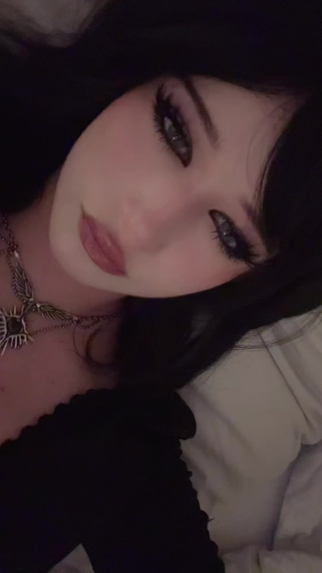 @Q
