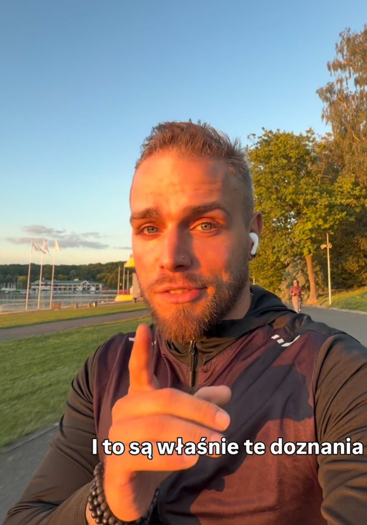 @blondino_latino