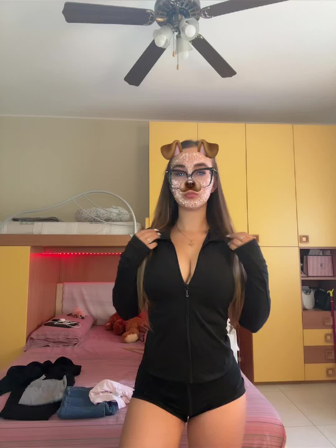 @Giuls