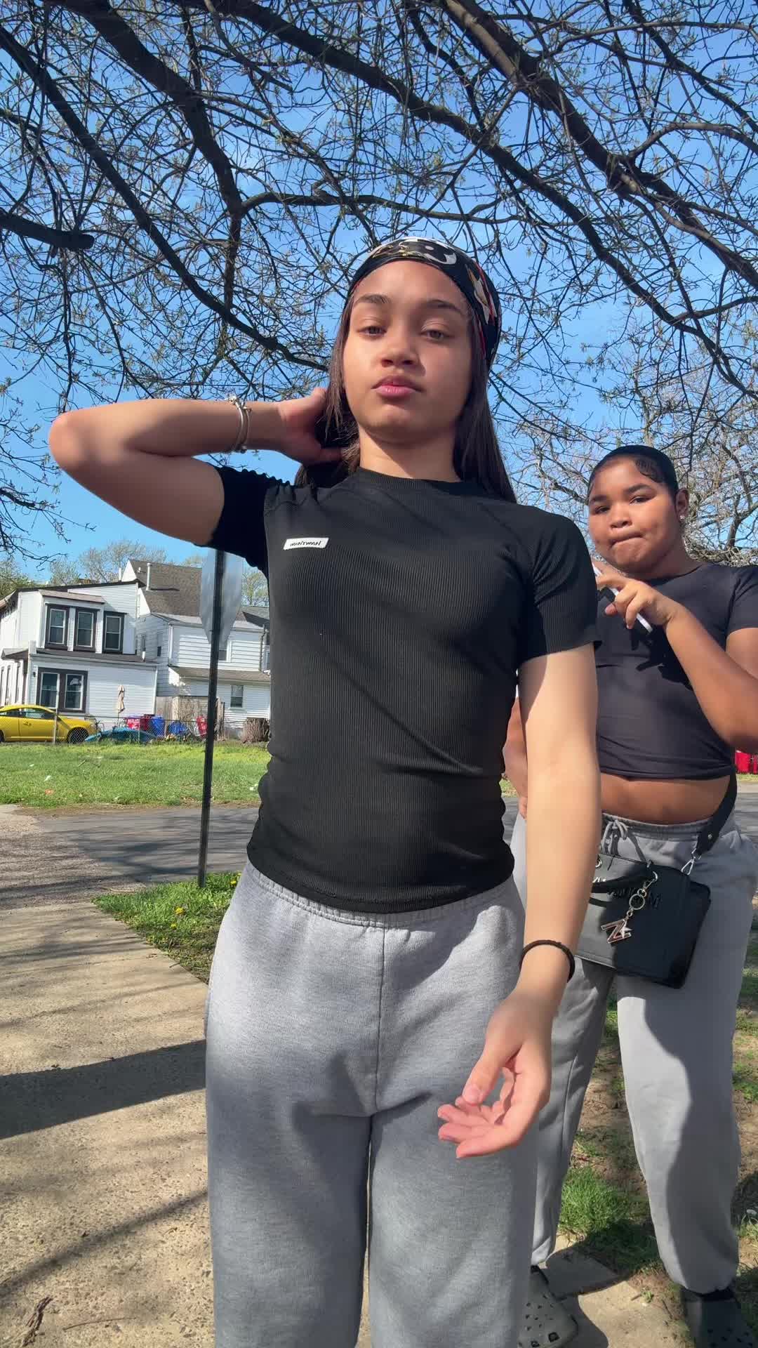 @Yung_.nanii