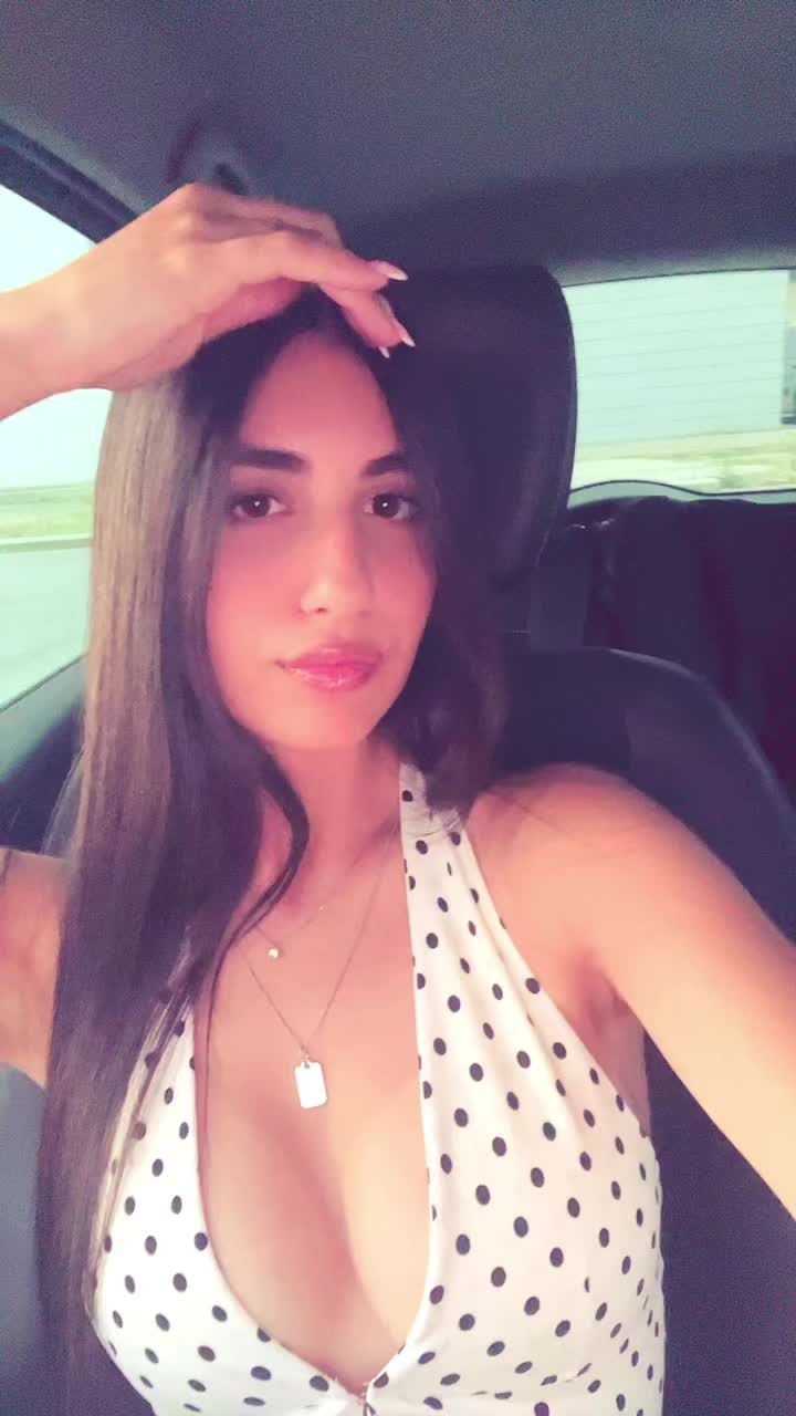 @𝑺𝒊𝒎𝒐𝒏𝒂