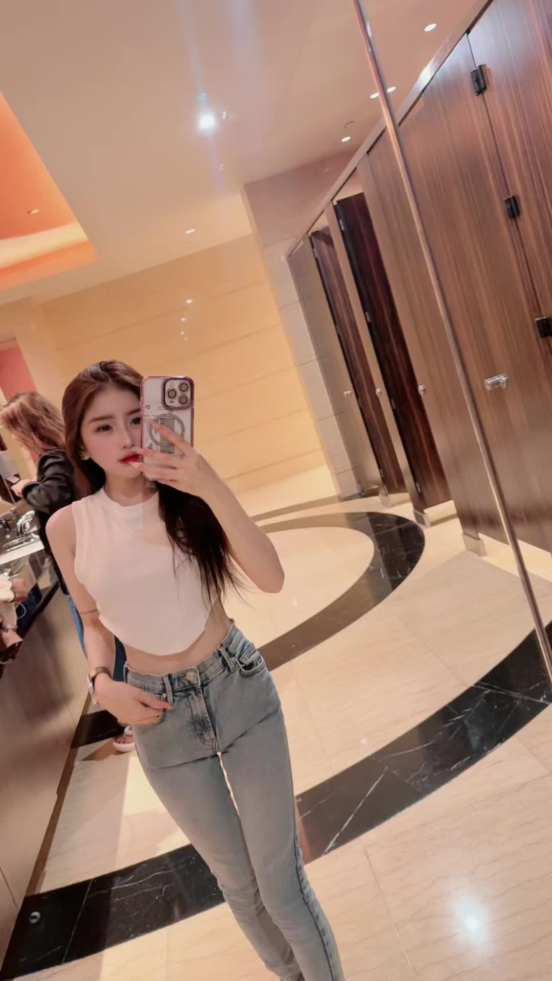 @Snow94