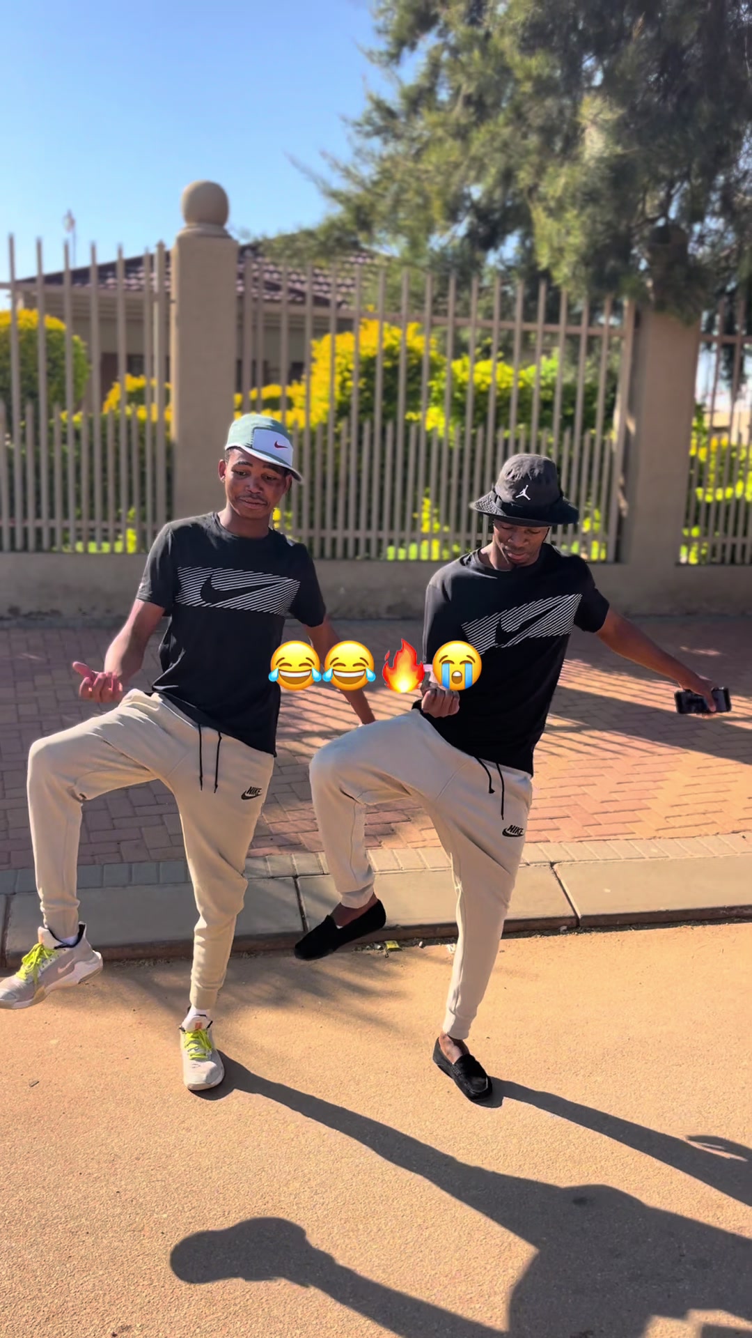 @Ashley_Worldwide🇿🇦