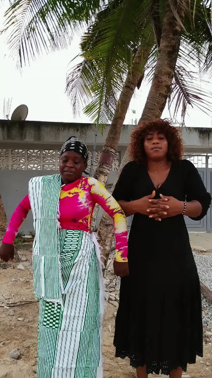 @estar jolie officie 🇨🇮