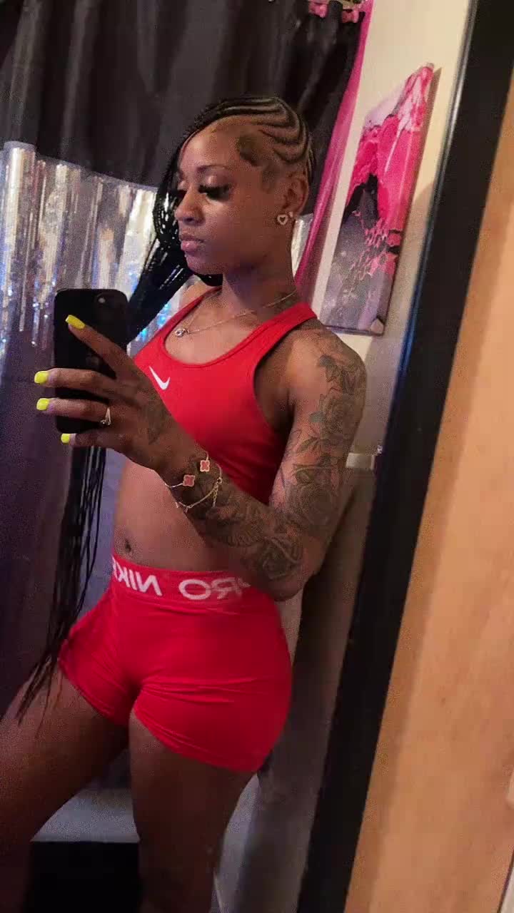 @pinkaholic.