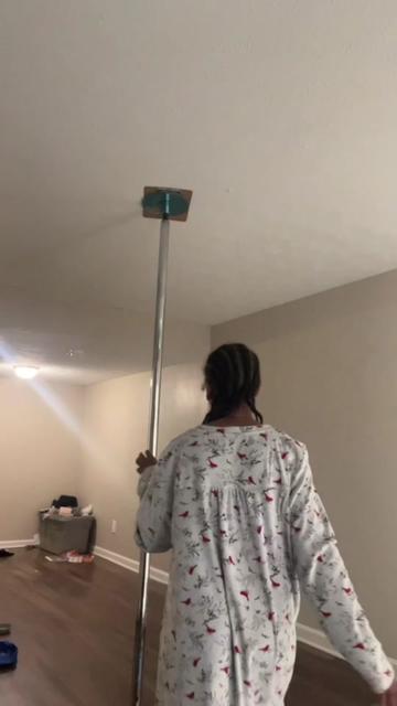 @theleaderlee