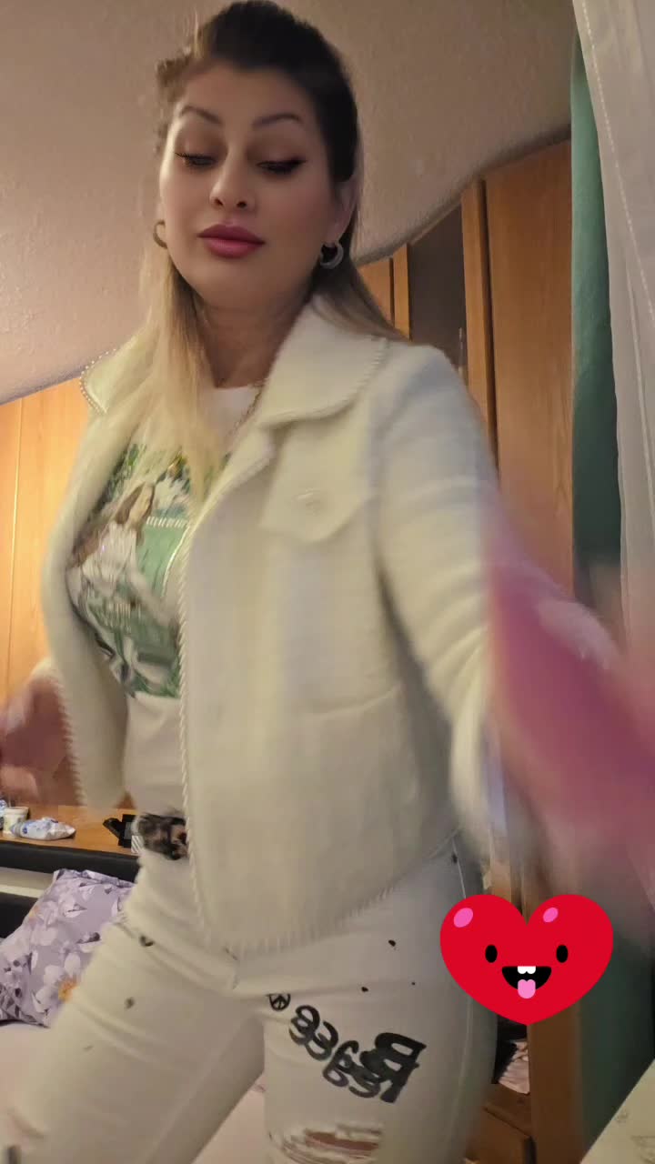 @Șefa Blondy🥰