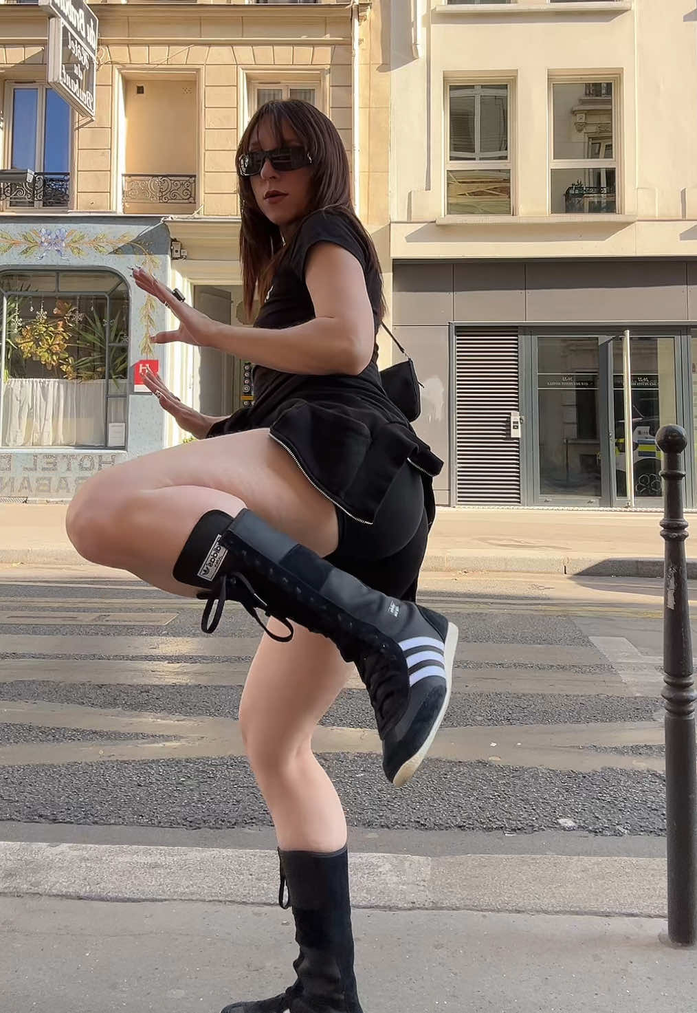 @cleliacz