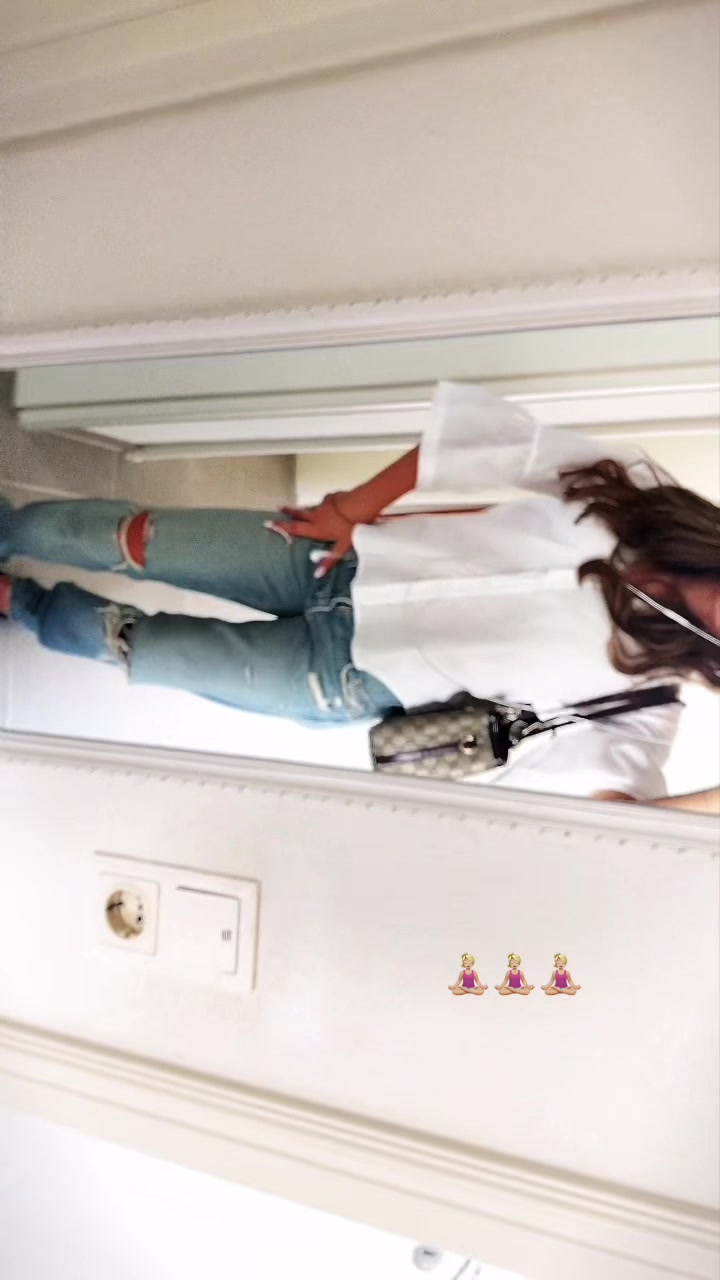 @𝐸 𝑙 𝑖 𝑠 𝑎 𝑏 𝑒 𝑡 𝑡 𝑎