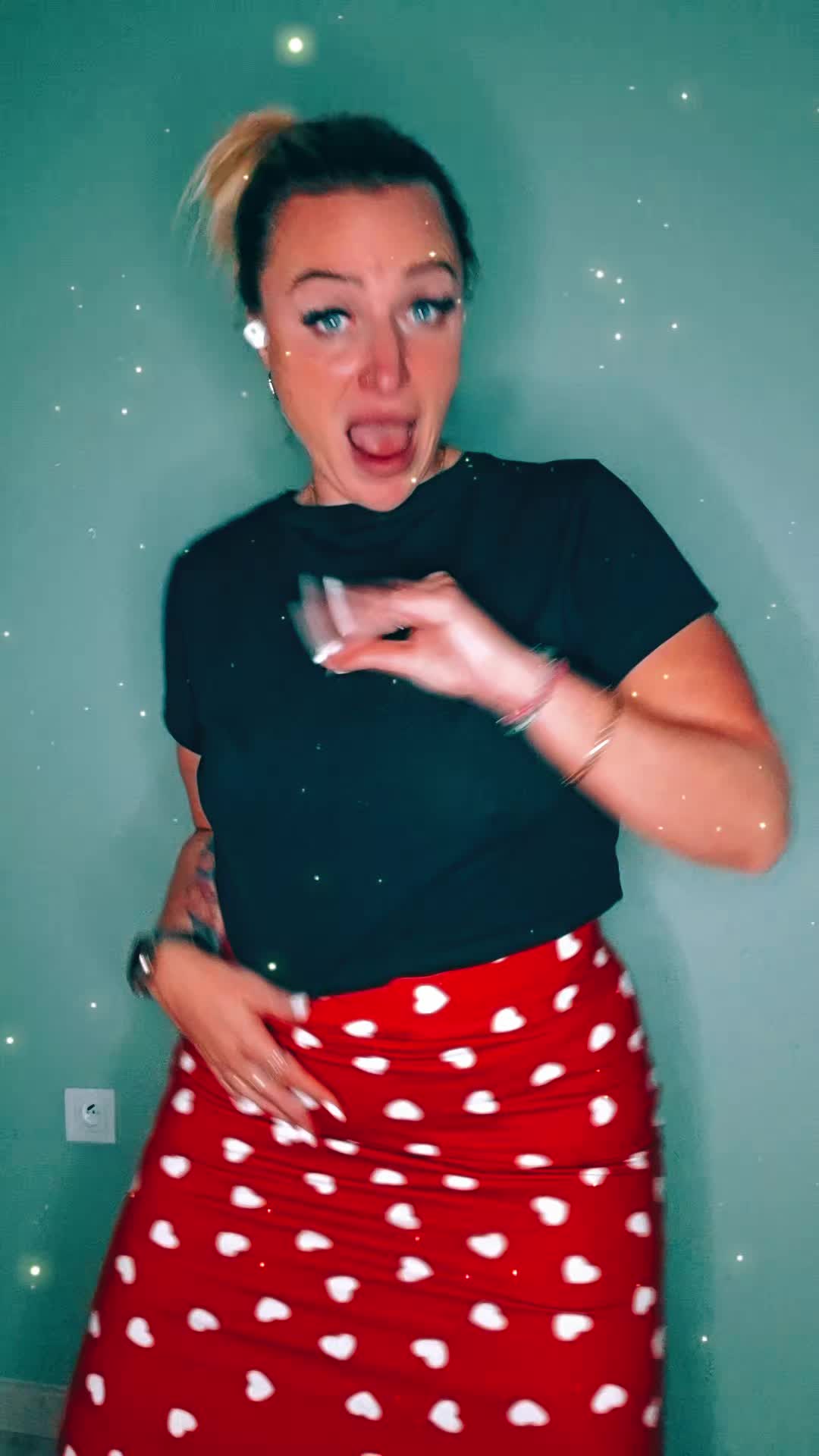 @kroliczekhop*