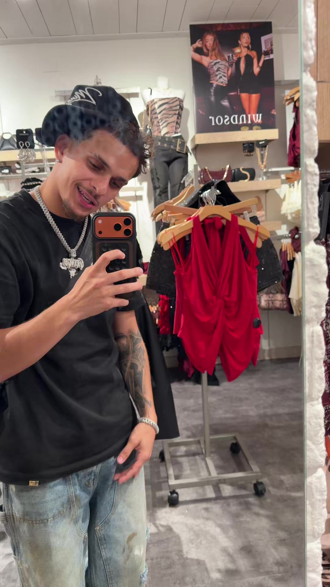 @gringoelimpostor 🥊🥷🖤