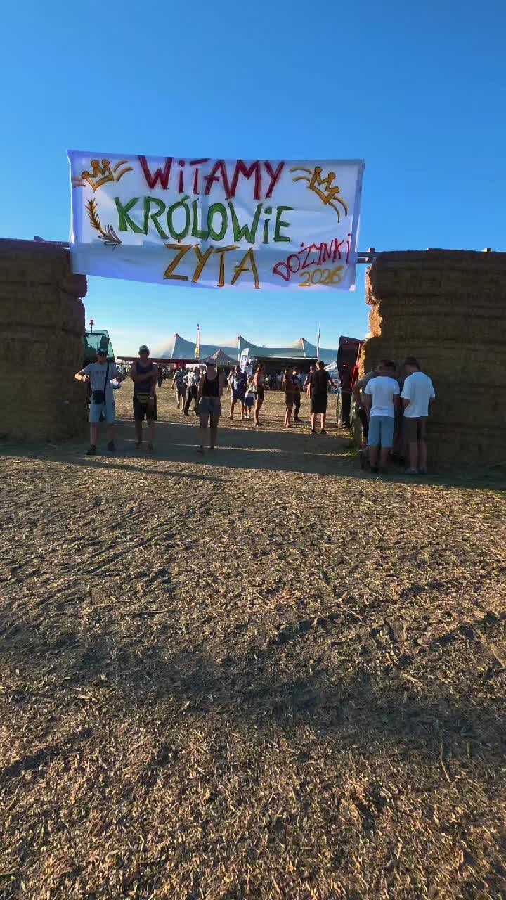 @BziBziak😎