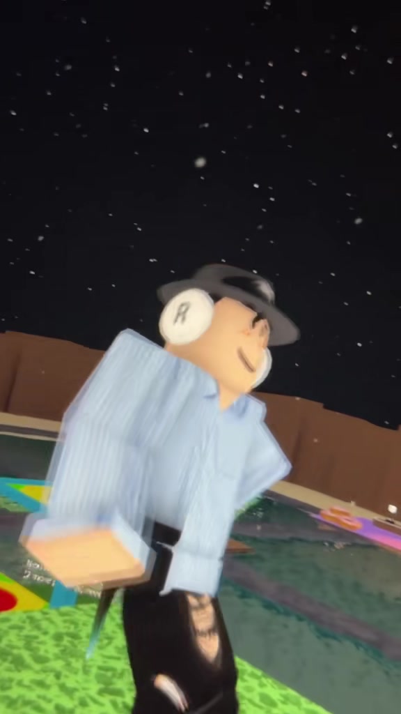 @👽