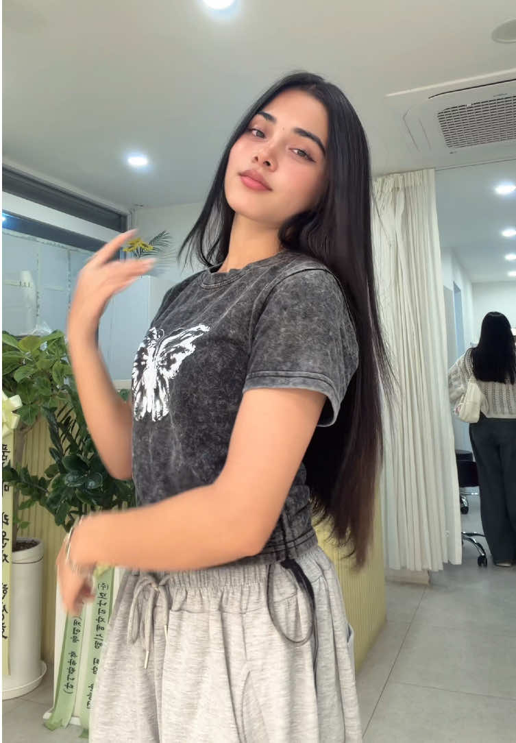 @Radhey✨🦚