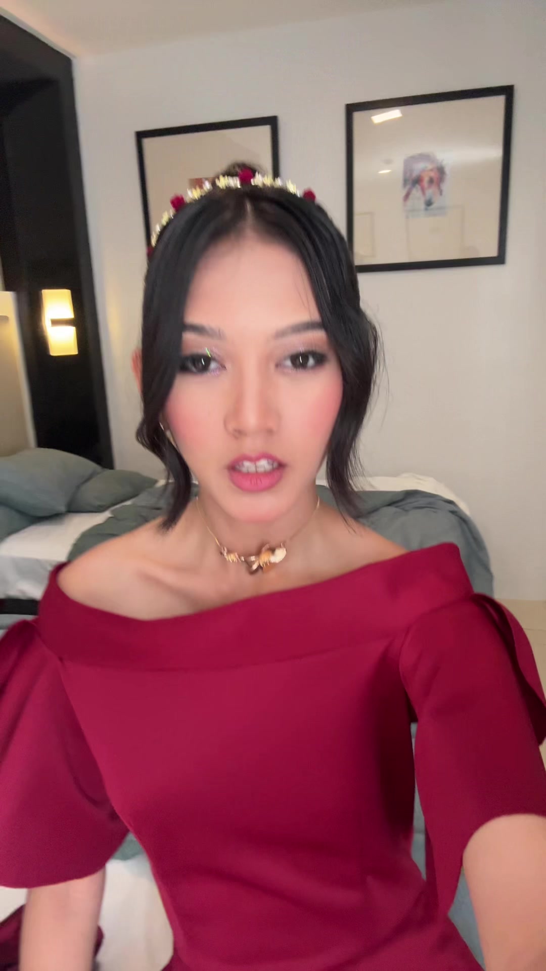 @️