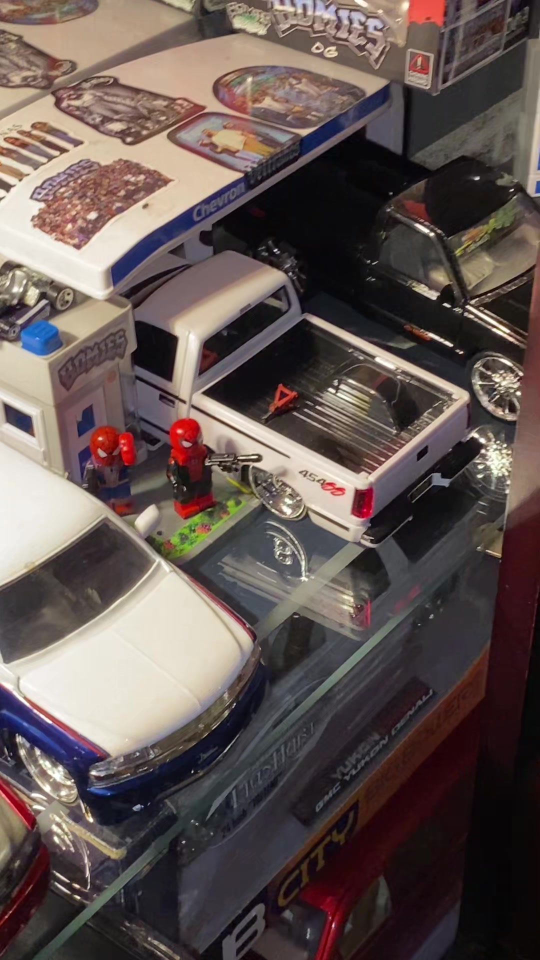 @El Rodriguez Toys 🦍