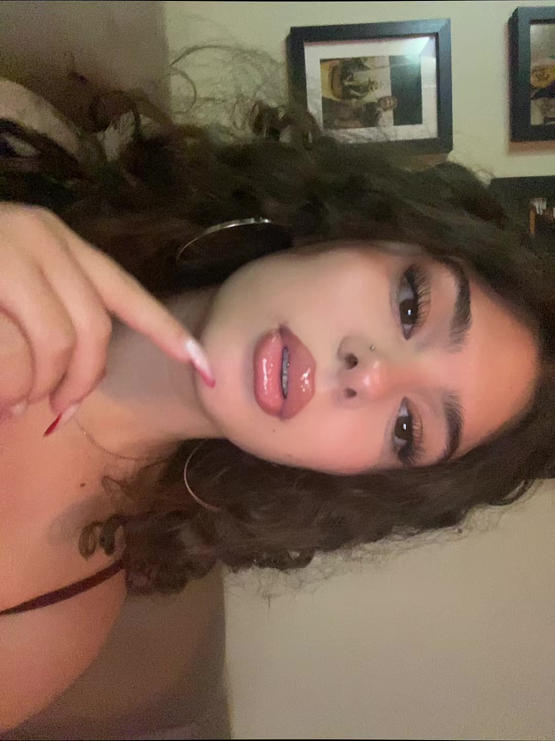 @shanagrimieri