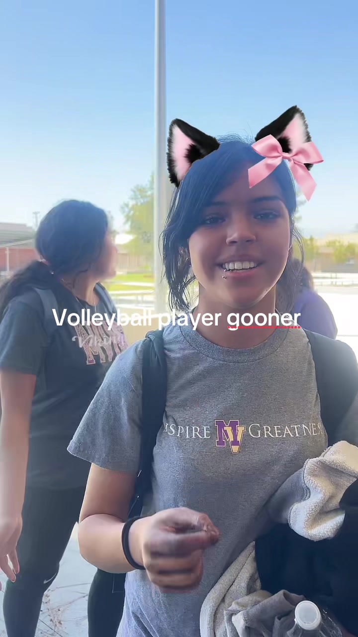 @April Ი𐑼
