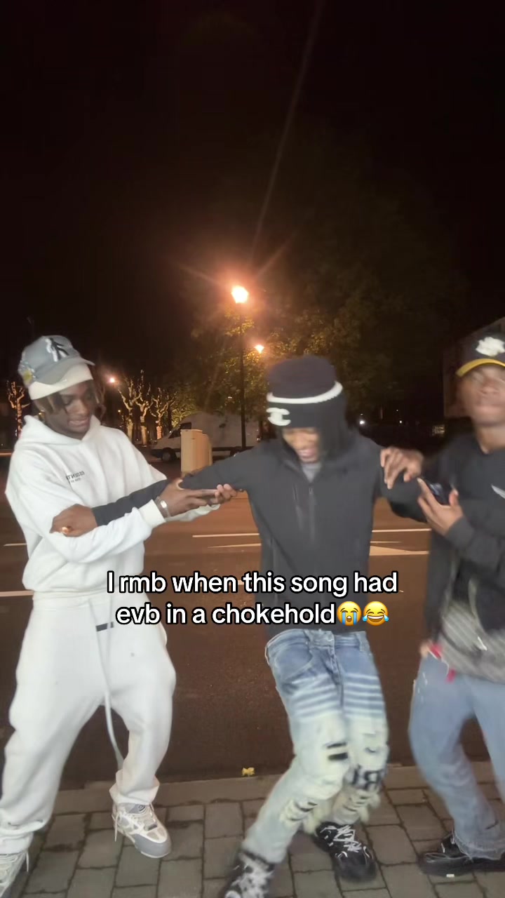 @Sdot B