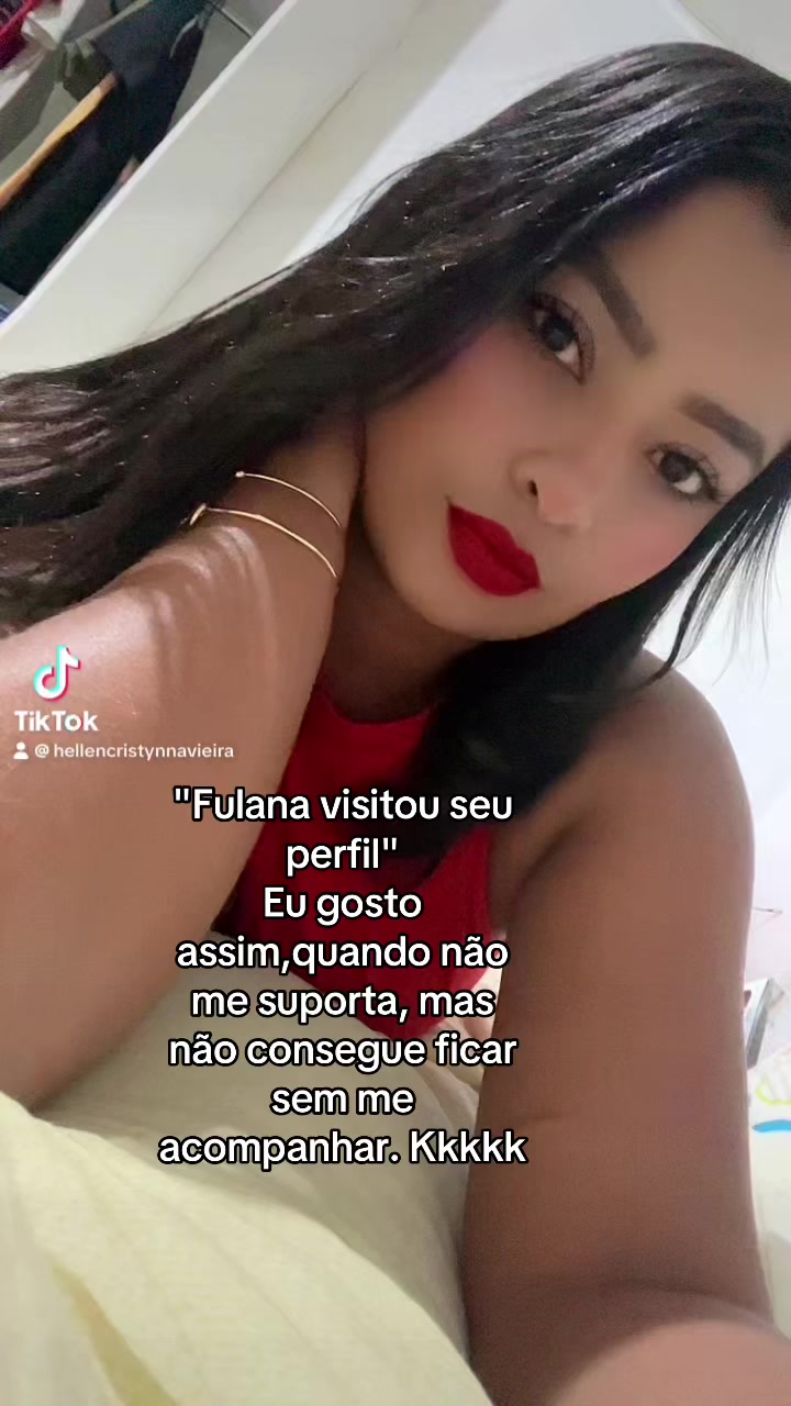 @Hellen Cristynna Vie