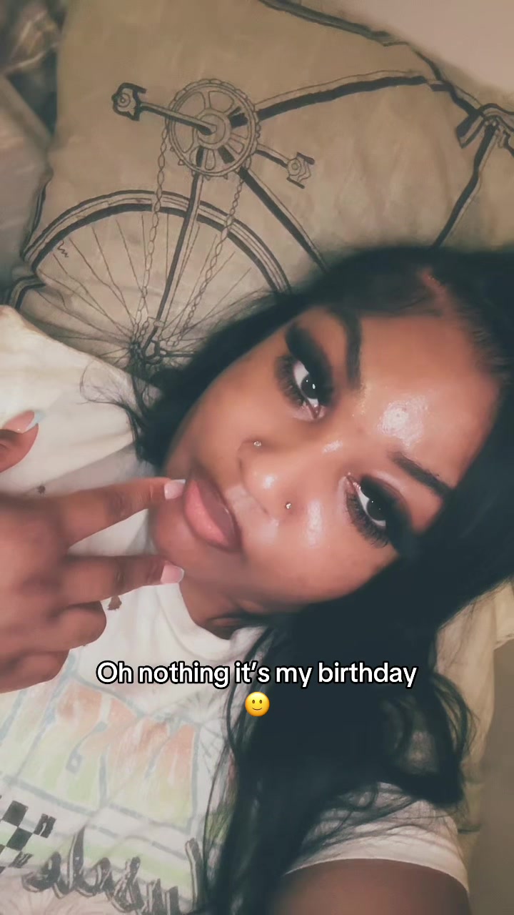@Zoeyy🥀✨